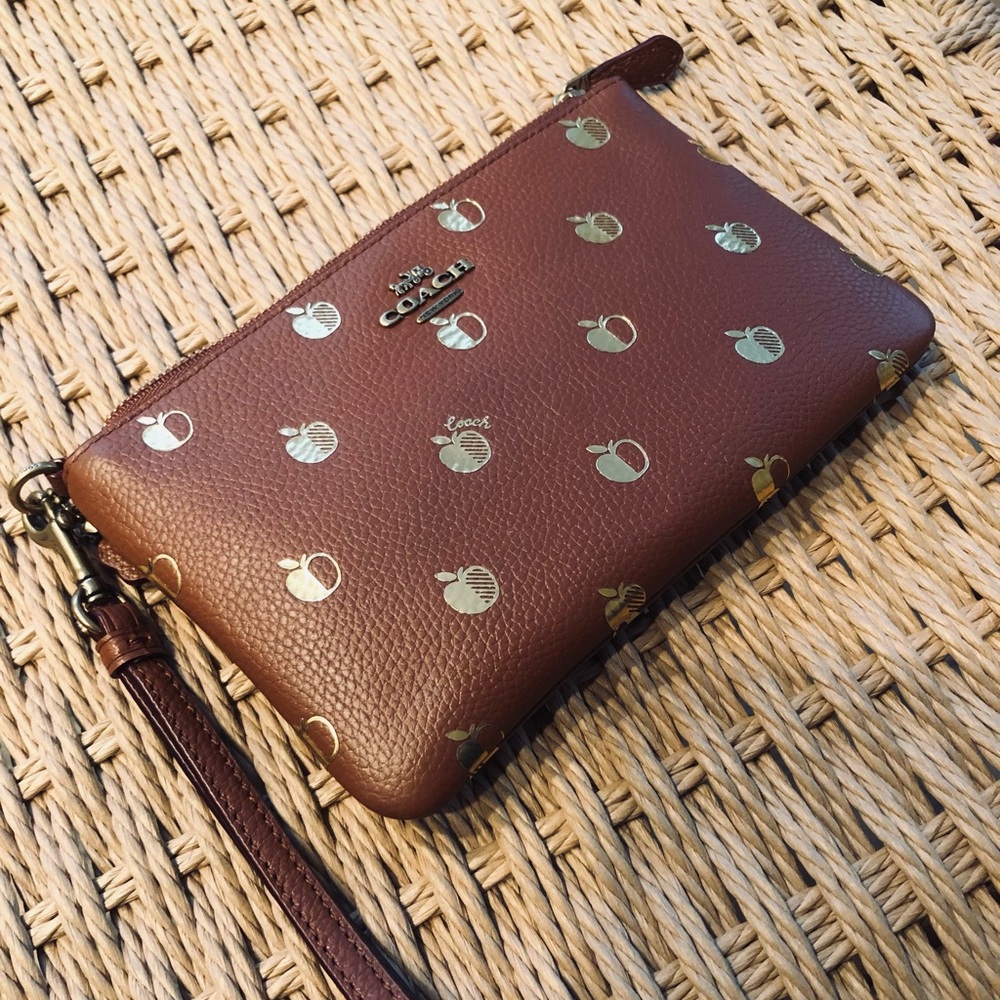 Coach clutch- like new, unused